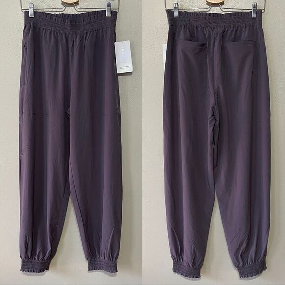 NWT Athleta Savannah Joggers in Dusk Violet - Size: 4 - Picture 2 of 9